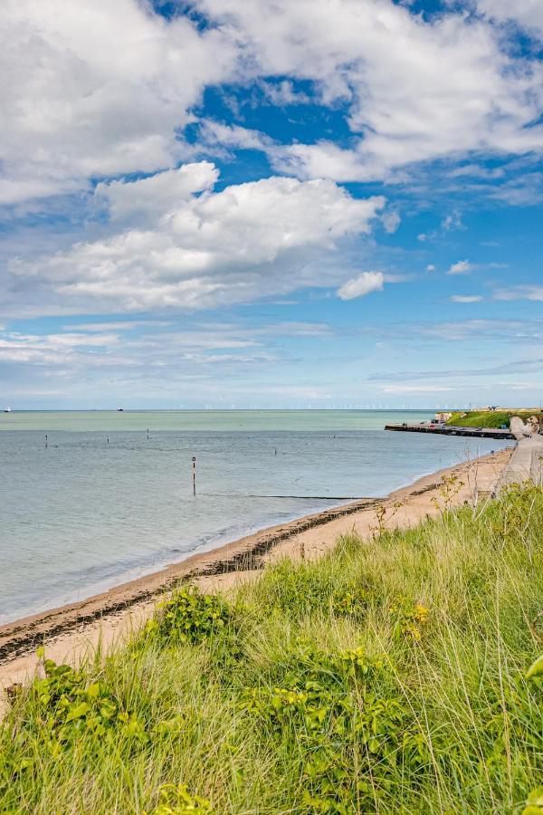 Beachside Bolthole Маргит Экстерьер фото